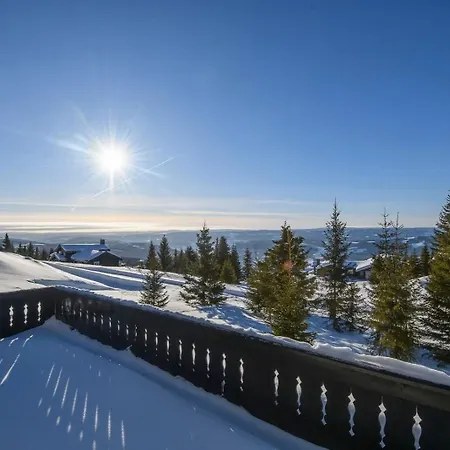 Exclusive Family In Ski-in-ski-out Hafjell