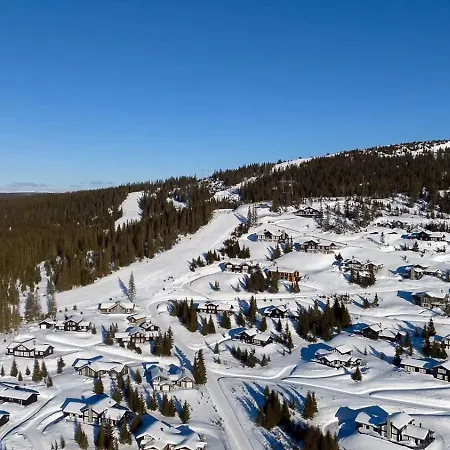 Exclusive Family In Ski-in-ski-out * هافيِلْ