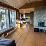 Exclusive Family In Ski-in-ski-out *